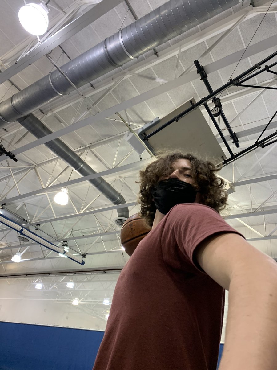 JoeyPreston12's tweet photo. Shoutout to @ShaneTrangone for making the USA team and ballin for our country, go show him some love.👍😎😎🏀🏀 https://t.co/Vx6ZX7kLym