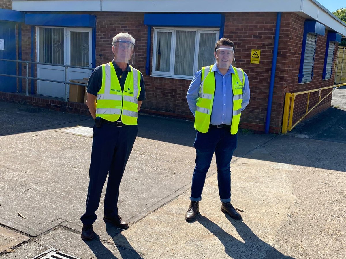 stephensgaskets's tweet photo. We #manufacture #Factory #Warehousing #FaceShields & #FaceVisors, with a full face & integrated forehead band.
Discover more... https://t.co/PSzUunjsXs
#FaceVisor #CoronaVirus #Covid19 #PPE #MiBHour #BizHour #ConstructionHour #KenilworthHr #SouthWalesHour #ShrewsburyBiz #UKmfg https://t.co/nBJQ4Tzs19