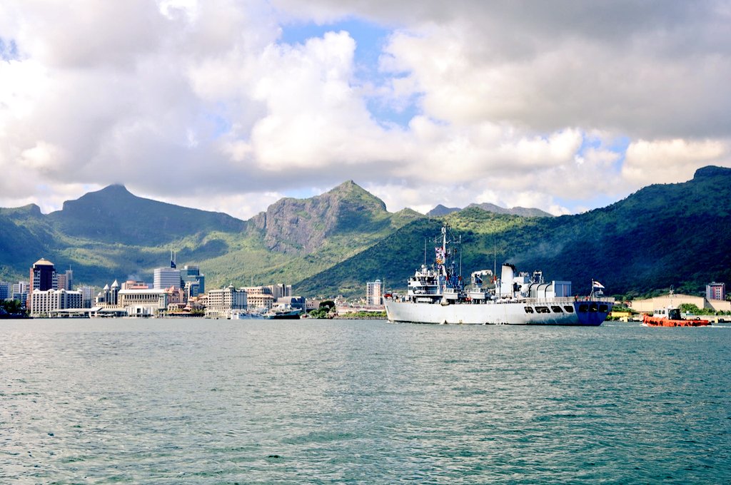 In pursuance with vision of #SAGAR #INSSarvekshak, #IndianNavy's Hydrographic Survey Ship, entered Port Louis, #Mauritius. Adhering to #COVID19 protocols, the ship will undertake Hydrographic Survey off Mauritius & contribute towards #CapacityBuilding of Mauritian Hydrographers.