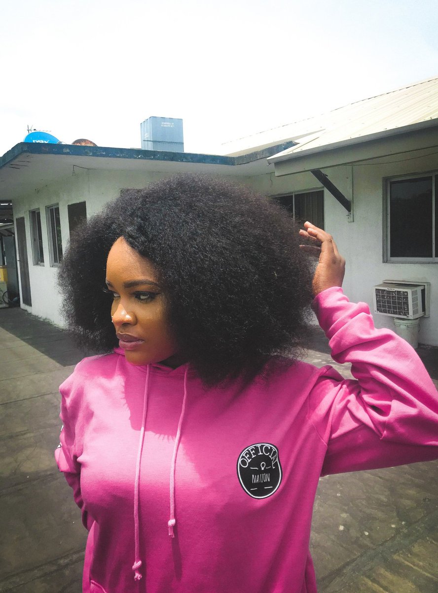 _Officialnation's tweet photo. Buzzing with @huntersgirlllll in the OFFICIAL NATION ®️ Life is Official Hoodie #ON #OFFNAT #styleisinyou 💡🌍🇳🇬 https://t.co/v96DGBRQLA
