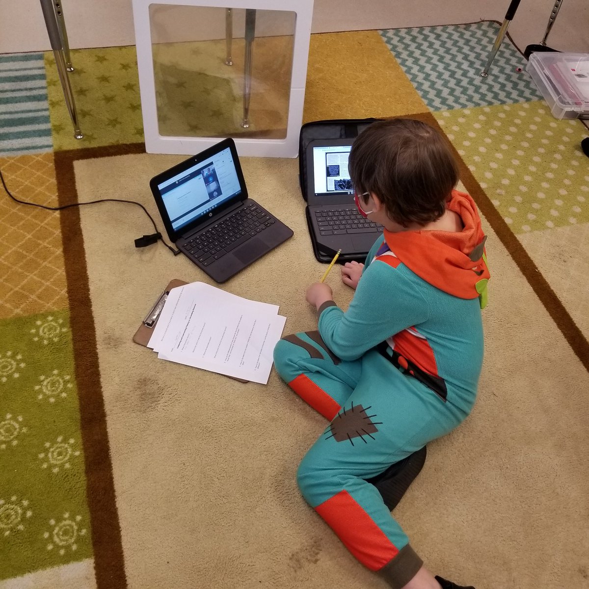 LadyJJaxn's tweet photo. Students are using Kagan Strategies in their Reading assignment by sharing/collaborating with their partner as they compare primary and secondary resources regarding an event in history. #CrossCurriculum #Collaboration #GrowingOurReaders @LeaphartElem #ThisIsLeaphart https://t.co/JYk0CAVq6u