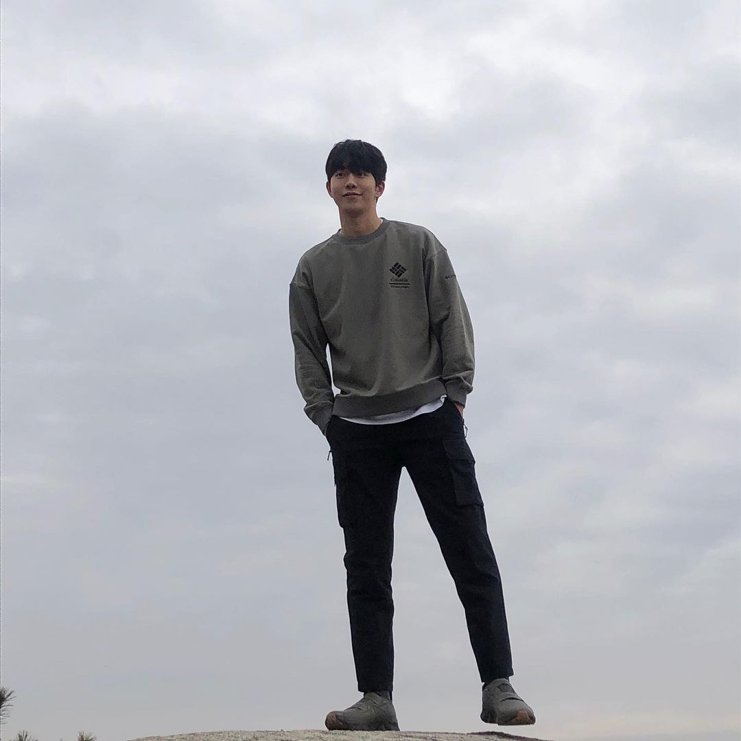 JooHyuk_my_fate's tweet photo. #Columbia #남주혁 #pleasetweet #pleaselike #NamJooHyuk That's all. https://t.co/fJkR2QjK5w