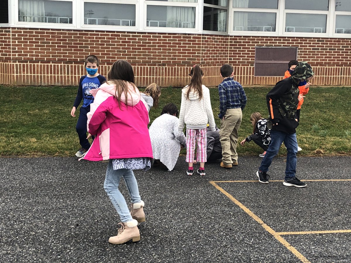 Operation Save the Worms is underway! 🙌🏻 #reConnectNYCSD