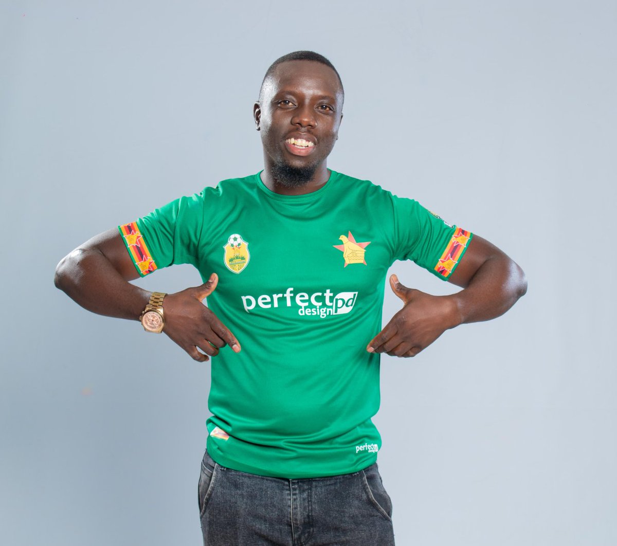 PerfectdesignZW's tweet photo. Its now a few hours to the game....

Get your own supporters' jersey today and support in style

 #Afcon2022 
#FriendsoftheWarriors 
#MarkofaPerfectDesign

Dlalani ibhora madoda

Tambai bhora Vakomana https://t.co/jNYPu4Zfam