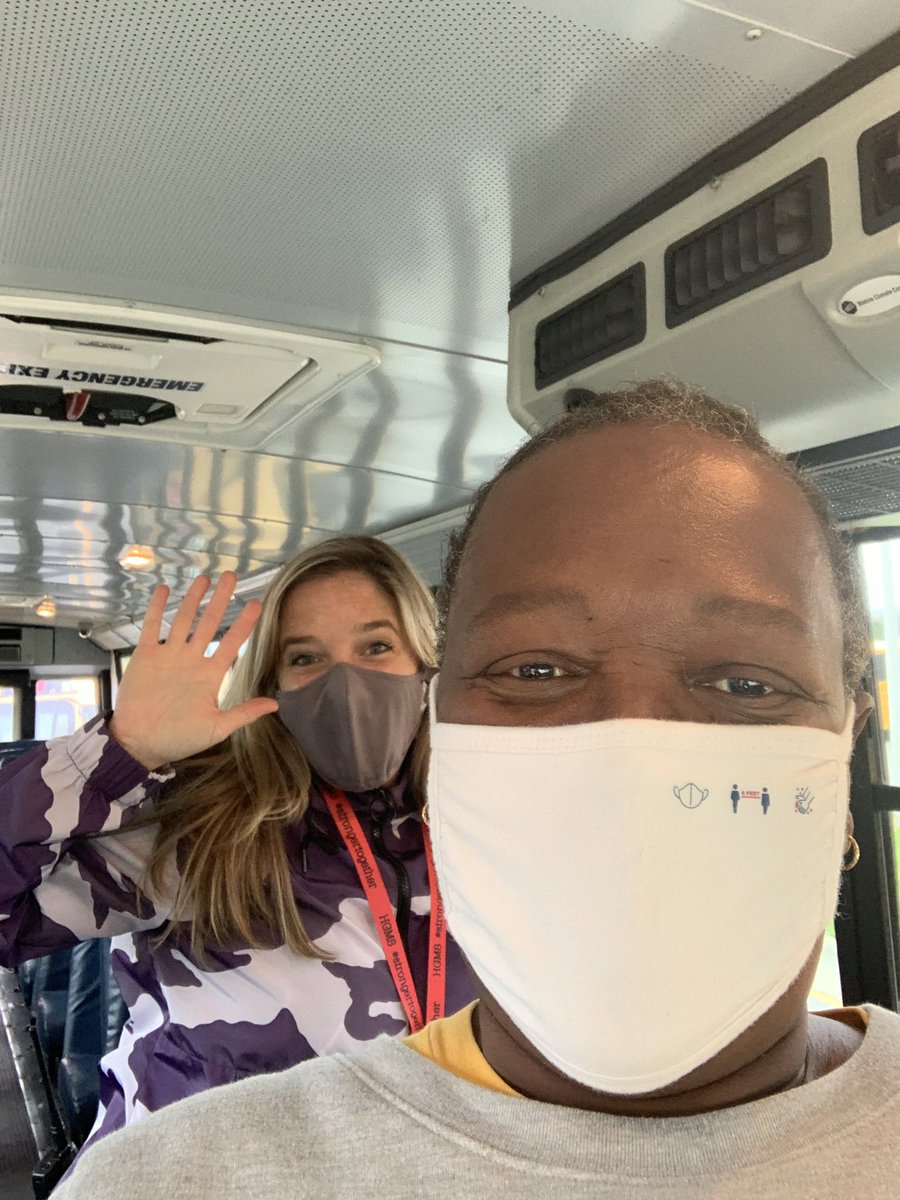 KellyTessitore's tweet photo. Always happy to see some familiar faces and friends at the Grove!! Thanks for making our days brighter !!❤️ Officer Tew gets the award for the most original mask! @HSpoliceNC @HollyGroveMS https://t.co/PYjJfYSB0I