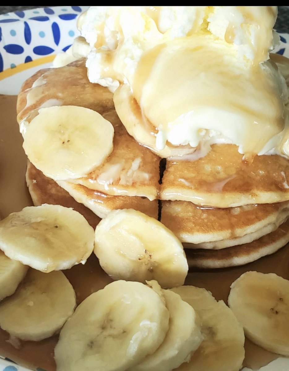 ms_scoca's tweet photo. Digital Food Photography! (Fully Remote for all) ✔️🥞🥑🌈🍦😋 https://t.co/KBv3SYZwIX