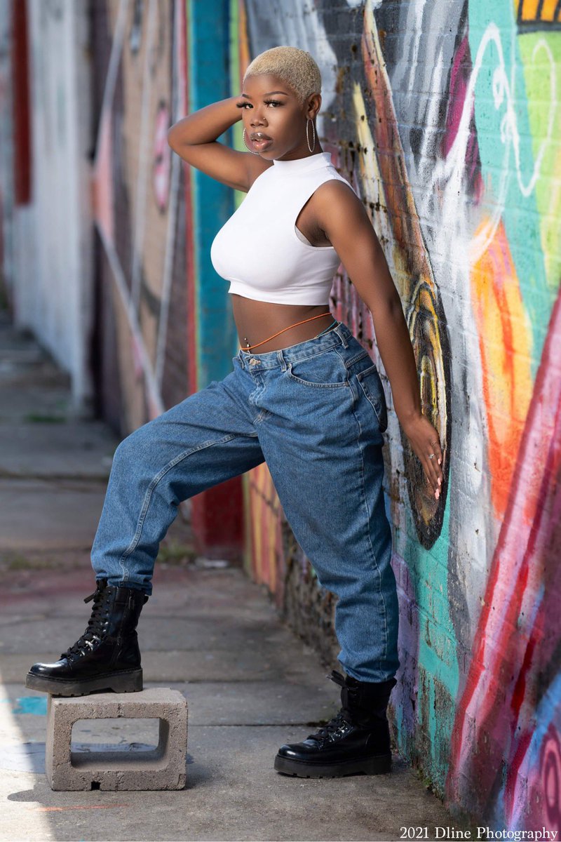 Muavethemuse's tweet photo. Your in the middle of your journey. Don’t stop 💋 

(Follow me on Instagram @_Muave ❤️)

#model #modelscout #tennesseemodel #cierraferguson #muave https://t.co/4486QkVG2I