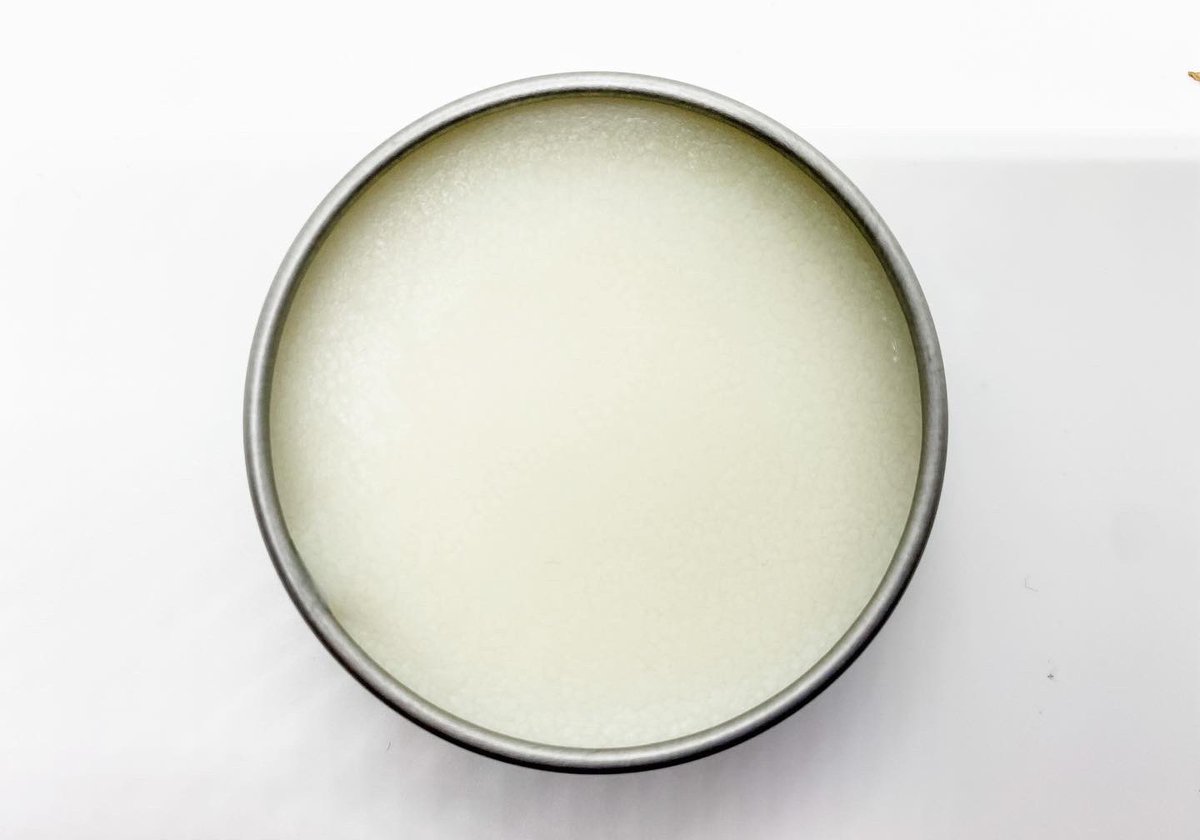 FarnhamFlats's tweet photo. Introducing: The Lavender Nail + Cuticle Mask! Nourish, soothe, and moisturize your cuticles with this lavender scented balm, packed full of skin-loving ingredients. Save 20% on this product until 11:59pm March 25 using code BTBLIVE at checkout! https://t.co/5NwJMpnu7C
