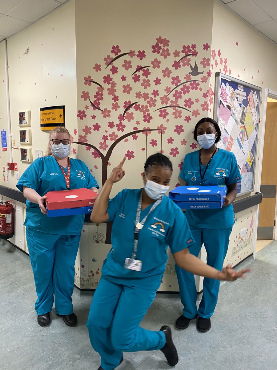 CHAHOnc's tweet photo. What a wonderful surprise!! Our hard working staff on rupert bear received a delivery of Pizza from one of our local schools who raised money. Thank you to the school who didn’t leave their name! And @Dominos_UK  yum thank you https://t.co/rbqYosZqO5