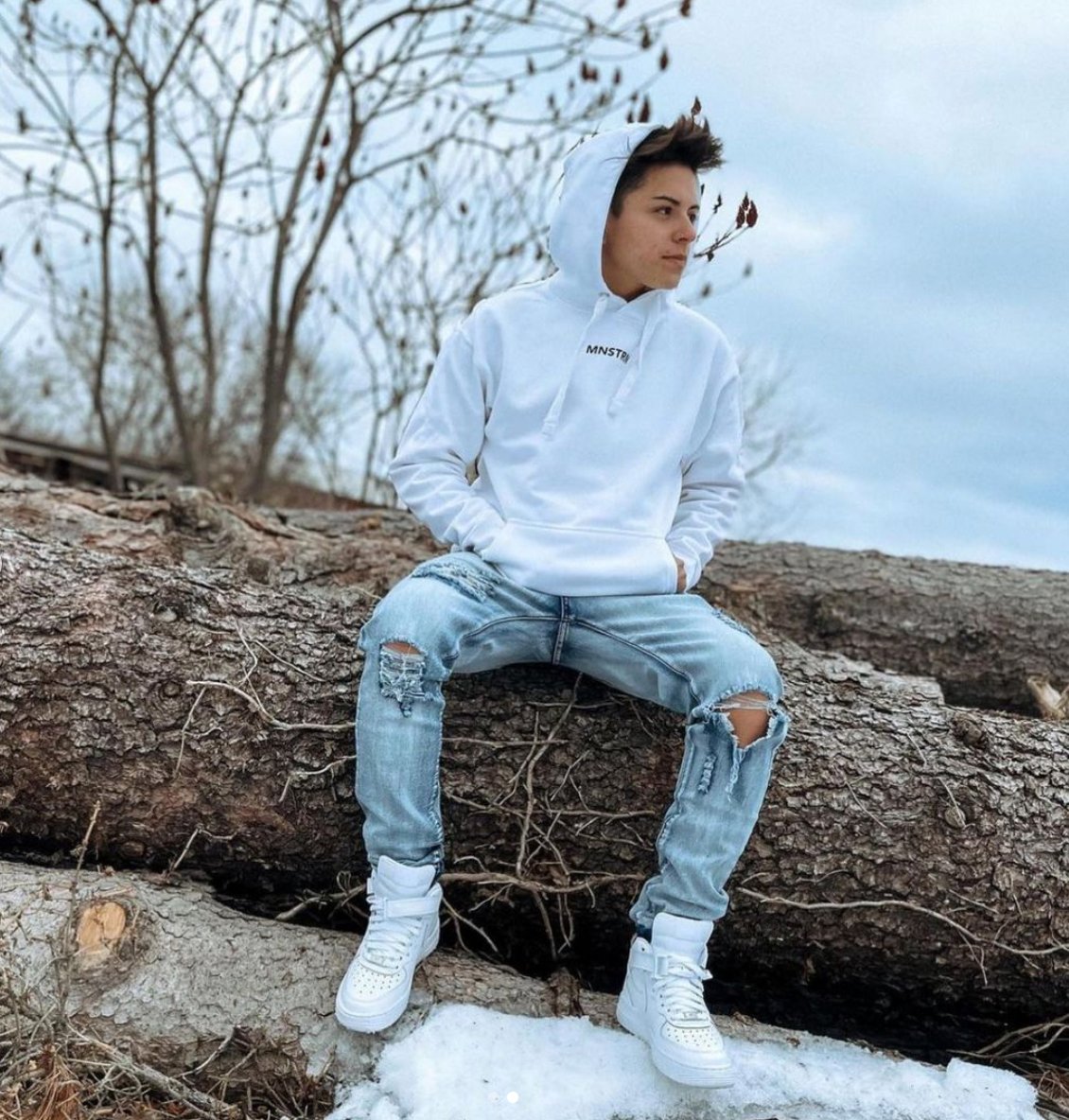 wearmnstrm's tweet photo. Ana Vigil in our You Look Like Heaven Hoodie, rocking this street style look - the hoodie is available on our site 🖤

Photographer: Morgan Brittany

https://t.co/qMKJT6Hkd4

#tomboy #tomboystyle #tomboymodel #wlw #tomboyfashion #masclesbian #lesbian #leabianstyle #lgbtq #lgbtq https://t.co/MVY96eNbKr