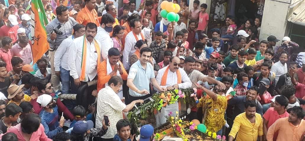 Rishirc5492's tweet photo. घर वापिस आने वाले को बाहरी नहीं, अपना कहते हैं! #EbarBJP

Joy Sree Ram🙏🚩🙏
@narendramodi @AmitShah @hiran_chatterji @DilipGhoshBJP @BJP4Bengal @bijoyghosal999 @SantuGhosal5 https://t.co/ecgOoZdNsY