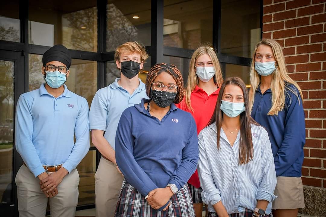 Congratulations to Julie Wagner, Savannah Tabor, Andrew Smith, Lisa Nnaji, Reagan Carney, and Amar Boparai for being selected to represent USJ as Junior Rotarians for the 2020-2021 school year.