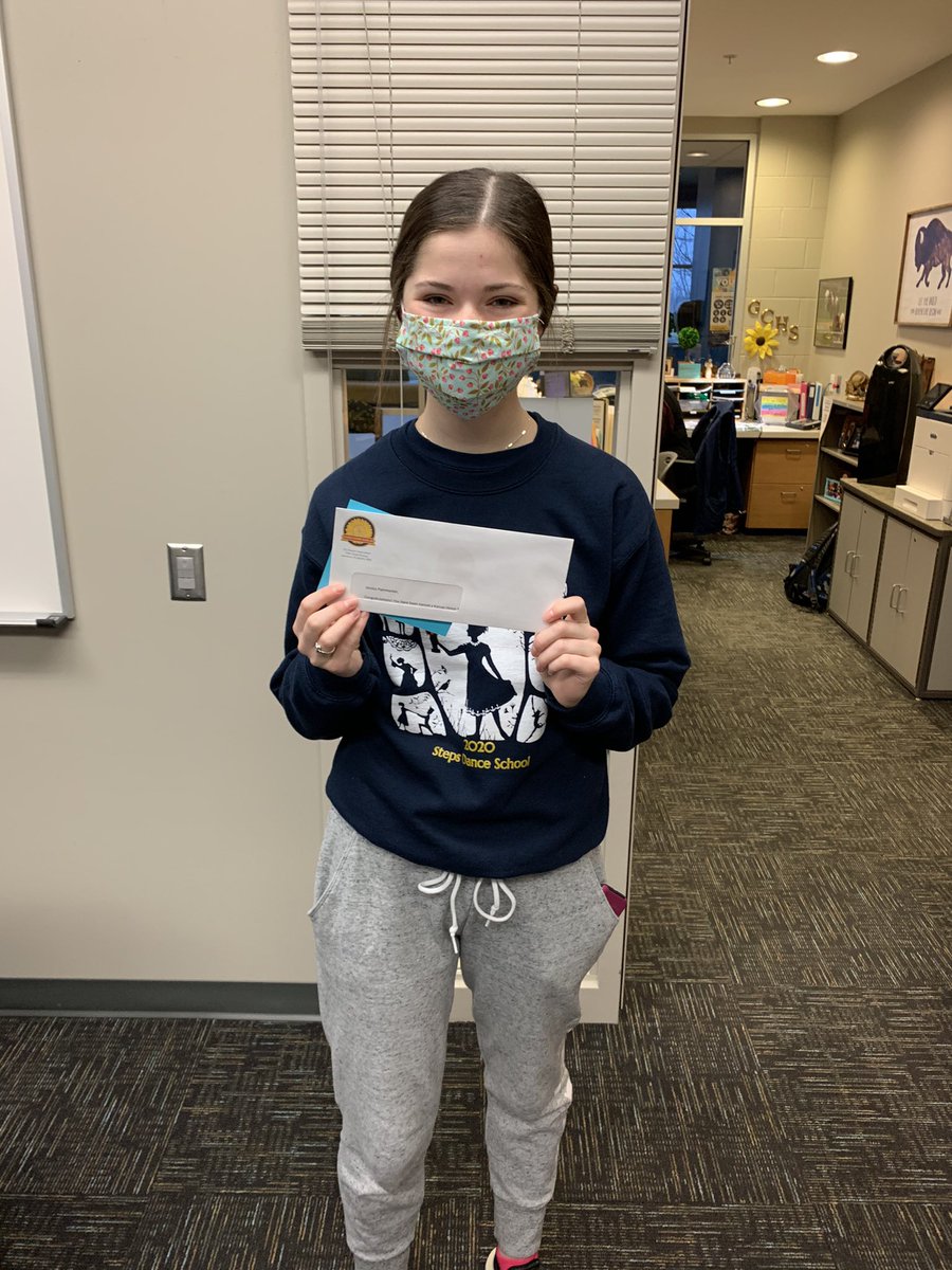 GchsPublic's tweet photo. Congratulations, Jessica Pammenter, for being named a #kansashonorscholar! #1herd https://t.co/5yP9YXGxlc