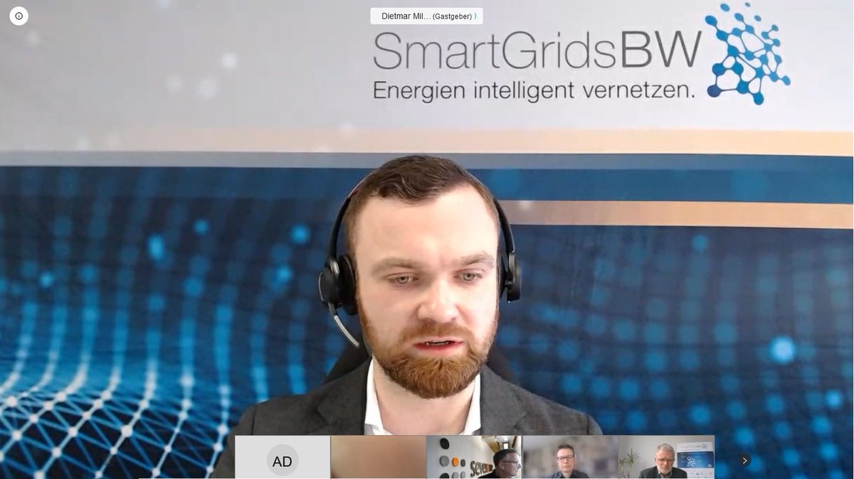 SmartGridsBW's tweet photo. Welchen Beitrag leisten #Smarte_Quartiere zur kommunalen #Energiewende? Darüber sprechen wir jetzt in unseren #Smart_Grids-Gesprächen - wer noch mithören, Fragen stellen und mitdiskutieren möchte ➡️Anmeldung hier möglich: https://t.co/pa9AAu7MXx https://t.co/S67tlvppJP