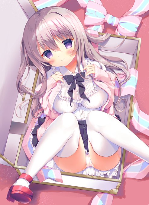 #見た人も無言でピンク髪美少女貼れ 