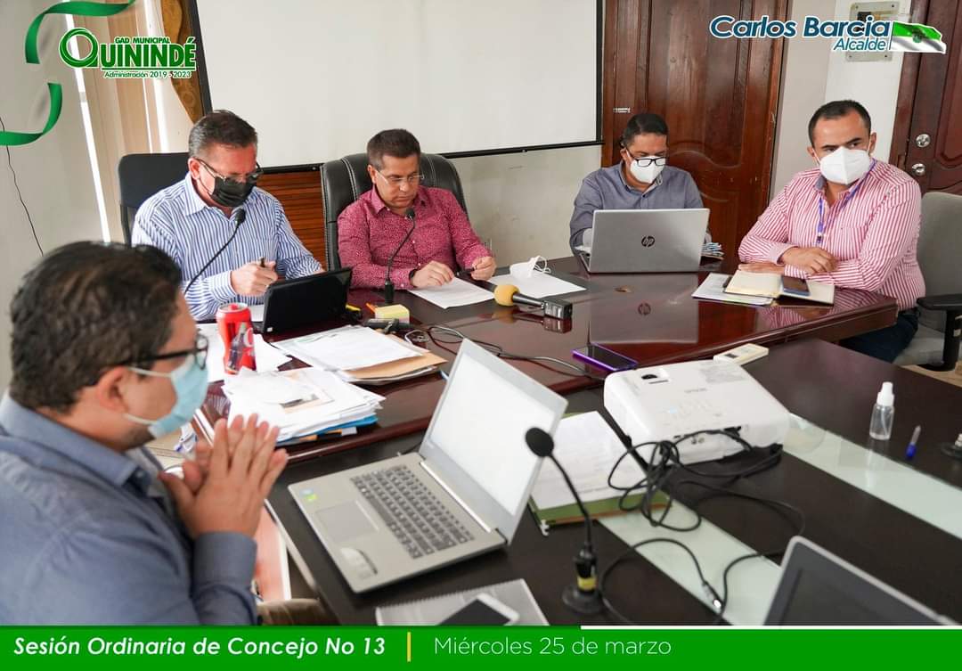 GADQuininde's tweet photo. Sesión Ordinaria de Concejo No 013, estuvo presidida por el alcalde @CarlosBarciaM, un concejo municipal que trabaja en unidad, por el bienestar de los quinindeños. 

#SíPodemosQuinindé 
#CarlosBarciaAlcalde 
#AdministraciónMunicipal2019_2023 https://t.co/4QgjsdNVZ1