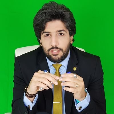 imdrunkmonkey's tweet photo. حالا خارج از شوخی واقعاً جای تاسف داره کار انقلابی‌ها به اینجا رسیده که حتی بین این دونفر نمیتونن صالح و غیر صالح رو تشخیص بدن

انتخابات۱۴۰۰ هر روز داره ترسناک تر میشه🚶🏻‍♂️🚬 https://t.co/TwAGTESJ5E