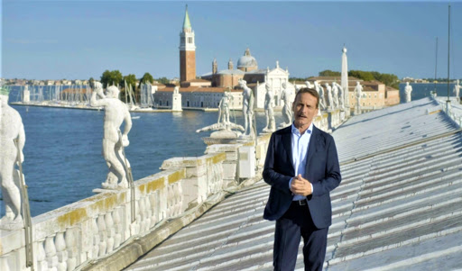 Nella puntata di stasera #ViaggioNellaGrandeBellezza condotto da #CesareBocci fa tappa a #Venezia, vista dalla prospettiva dei suoi canali, dall’alto delle riprese dei droni, dall’interno dei suoi palazzi più ricchi
In prima serata su #Focus
quimediaset.it/comunicati/tor…