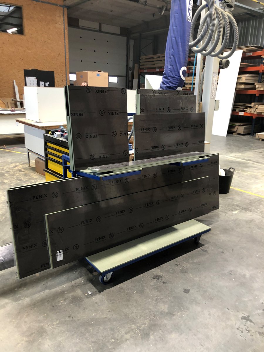 JansenMetalProd's tweet photo. Onze Transport Cart "We zouden ze ondertussen al niet meer kunnen missen!! " aldus AR Interieur 
ook geleverd bij: Mano Interieur Davy Hens Schrijnwerkerij Segers &amp; zoon Deuren en Interieur RR-Maatwerk  Schrijnwerken Devos Tanghelink
https://t.co/0yXZLDPYkC https://t.co/oh8Xficpb2