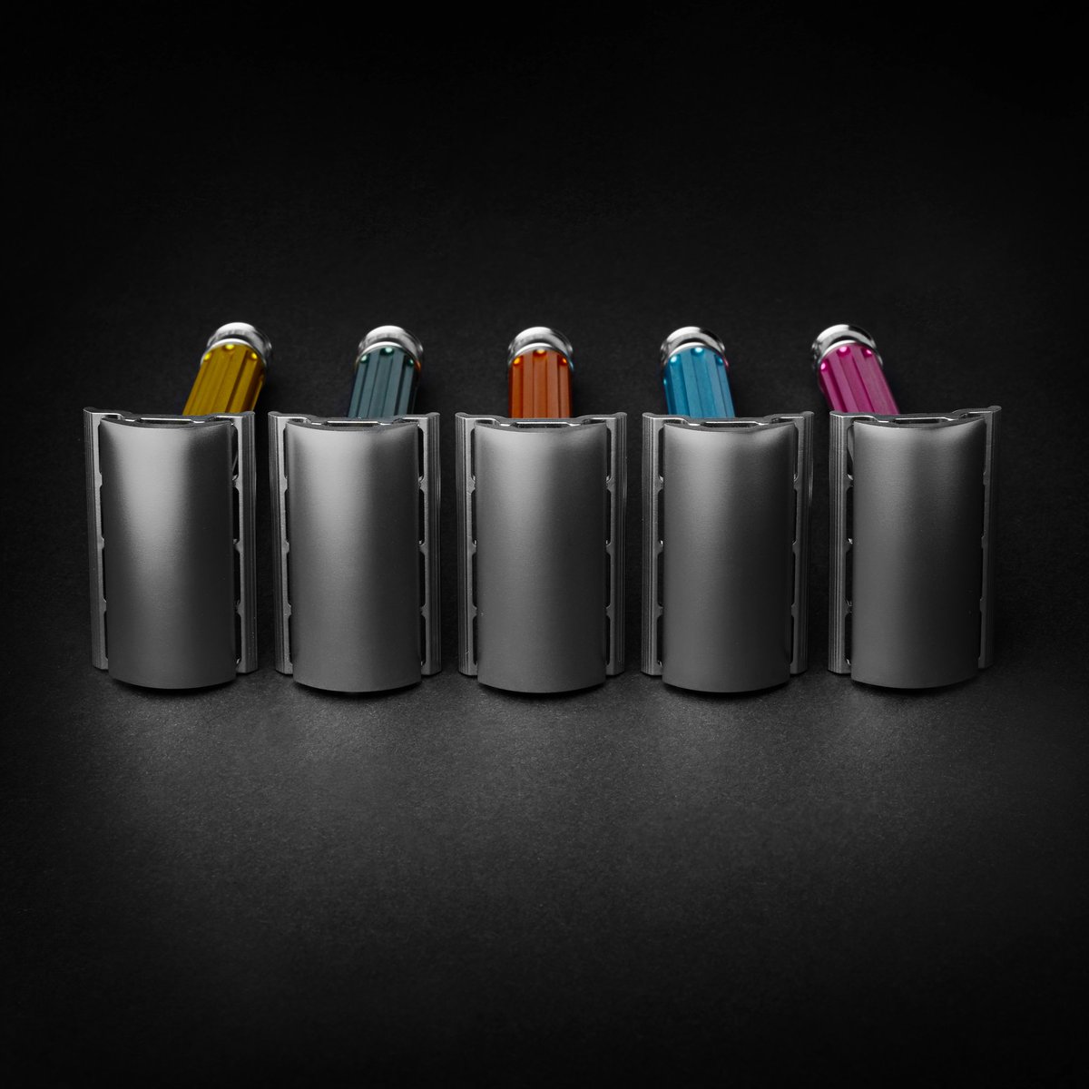 edwinjagger's tweet photo. Very pleased to announce five new colours of our groundbreaking stainless steel razor, the #3ONE6. These will be available soon, so stay tuned. Thank you. https://t.co/PnvCSLJ3bQ