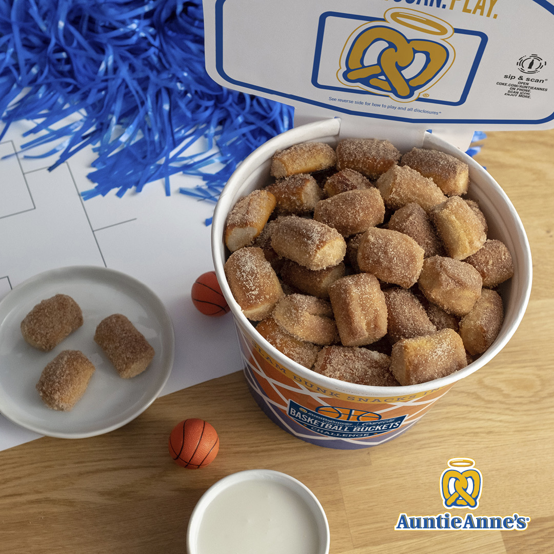 Calling all March Madness players to Auntie Anne's! Enjoy winning with your favorite pretzel bites!  SNACK. SCAN. PLAY. 🥨🏀📱#snackscanplay #auntiesannes #pretzeltime #spotsymall