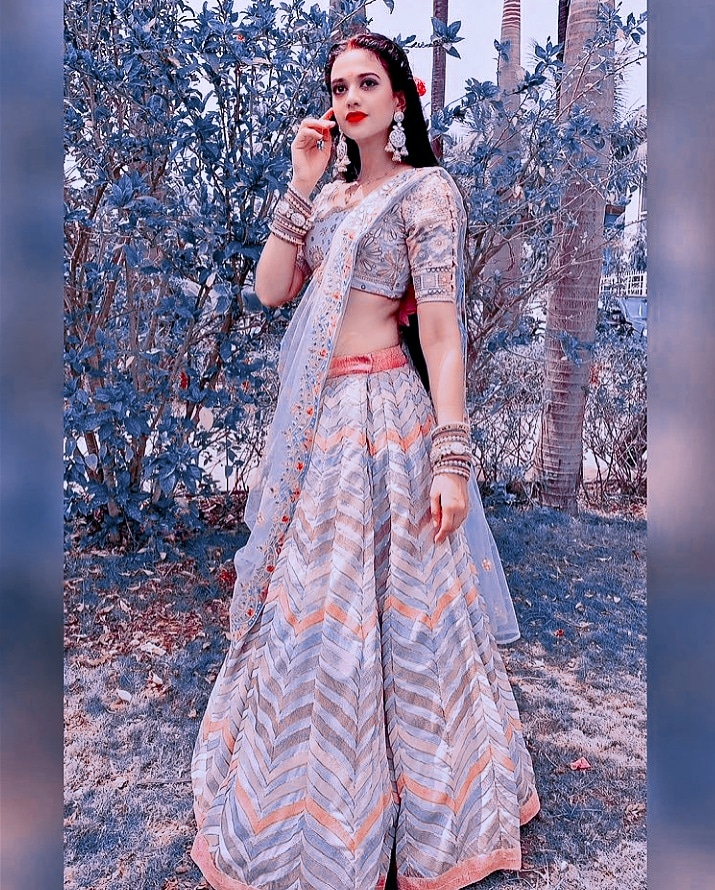 neha6205's tweet photo. So beautiful๐
@Shrutiisharma_ #shrutisharma #prettyangle https://t.co/szIo1sNQEl