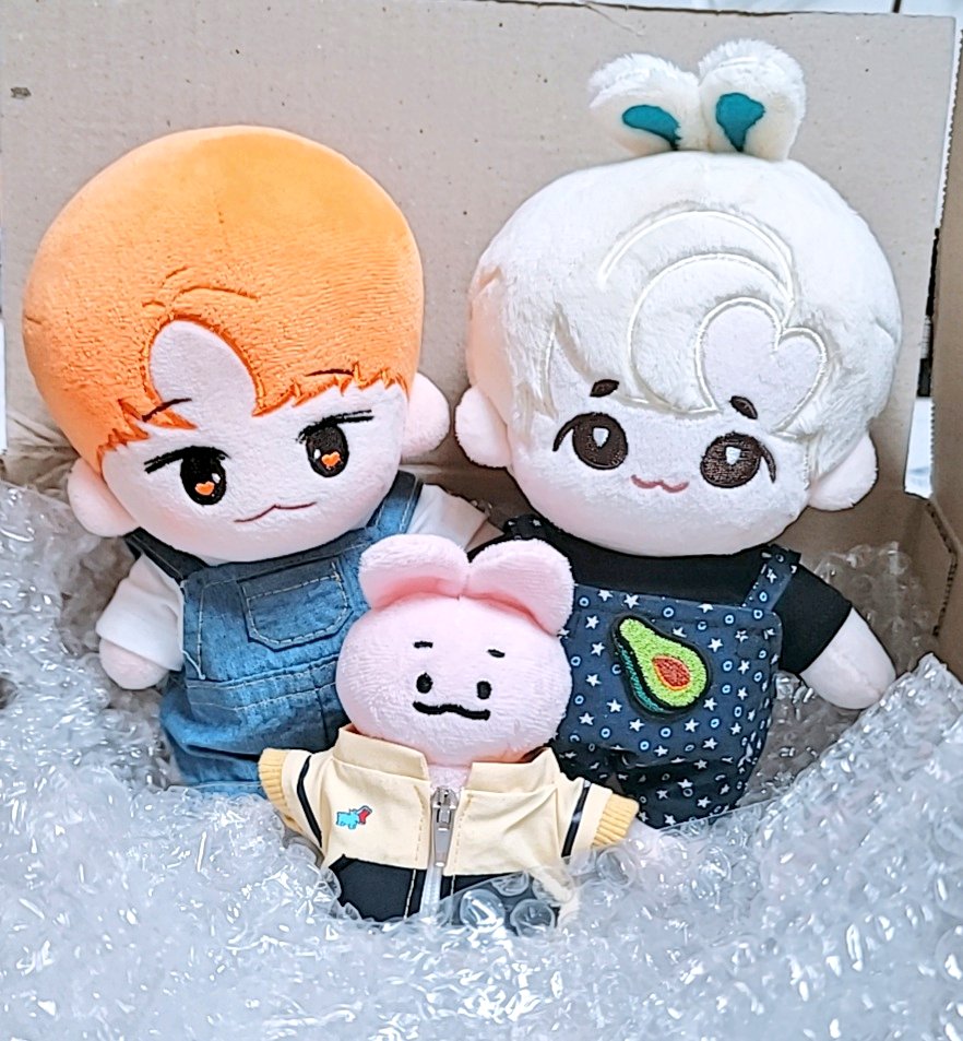 wonhohmy0301's tweet photo. 누구세요? 누구신데 문두드리세요
이호니 등장🐰💪🏻
🥕꺄아 옷부터 입자 🐇형아 운동진짜마니했나바
🥕🐰💪🏻🐇 이호당 이호니 이버니 입니다 사이좋게지내요🥰🥰 https://t.co/hfnCsG57Et