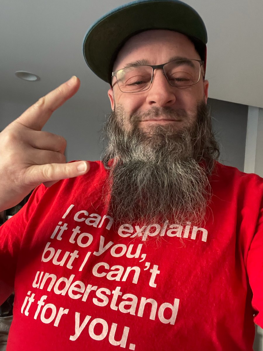 “Im sick of working for a living. Just ticking off the days til I die. Oh I miss you Louise. And the sickest little pleasures keep me going in between pulling teeth” #nowplaying #bestbandever <a href="/Elbow/">elbow</a>