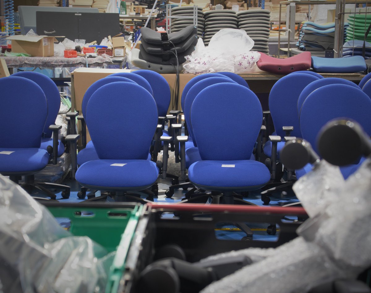 summit_1977's tweet photo. High spec #Operatorchairs coming of the line today for @Mike_ODwyer_Ltd. With inflatable lumbars. In trusty @camira Advantage Cobalt. A totally trusty combination in all respects. #interiors #workspace https://t.co/QXapCUDLov https://t.co/zFfMxJAdQQ