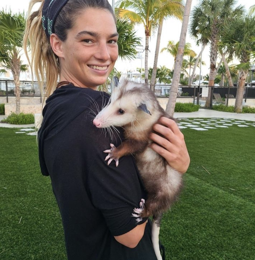 StockIslandFL's tweet photo. Only in Stock Island does a opossum live on a boat! You might be lucky and see this lil guy Stock Island Marina Village πΈ . : @piper_and_her_crew
#animalsofstockisland #boatpets #funkyisland #floridakeys #stockisland #visitfloridakeys #saltylife #ilovestockisland https://t.co/4rOhlLf7tL