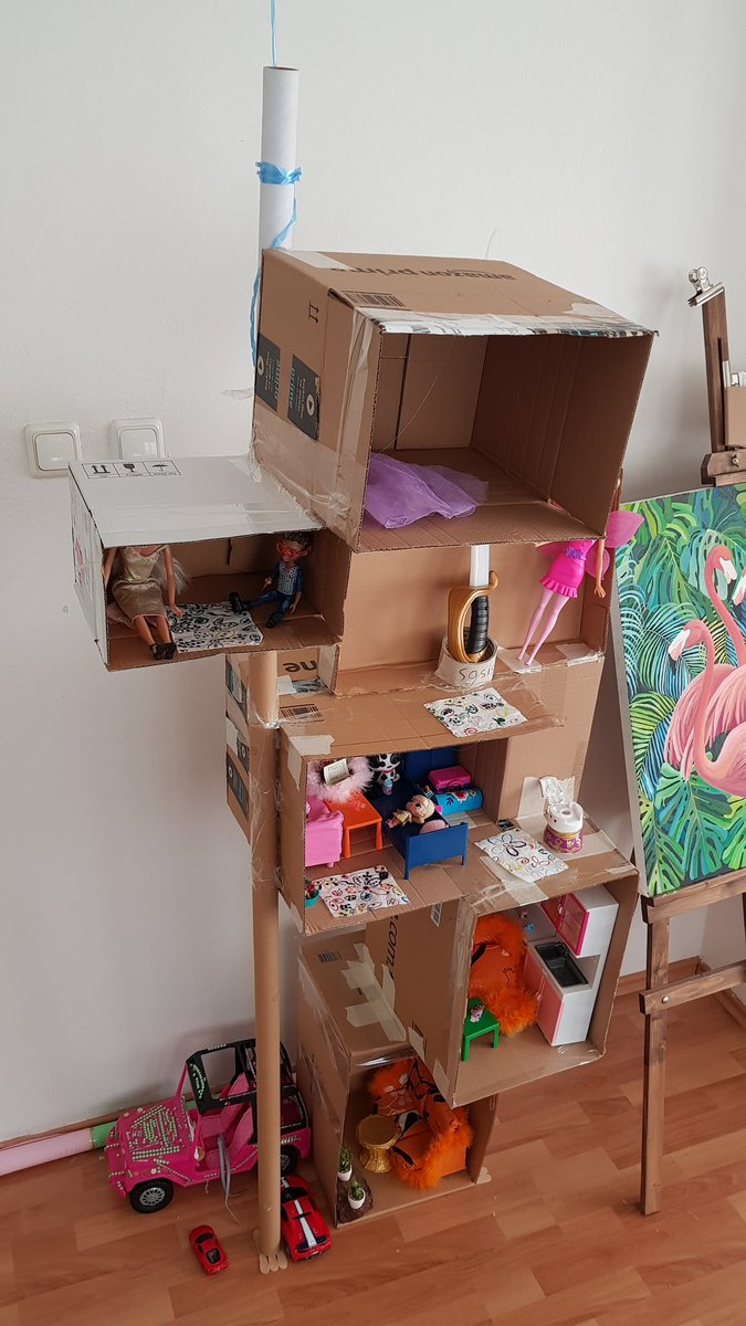 tamerzourob's tweet photo. #AmazonPrime #cartoons #box #towerofsosis https://t.co/165QZ4sDiP