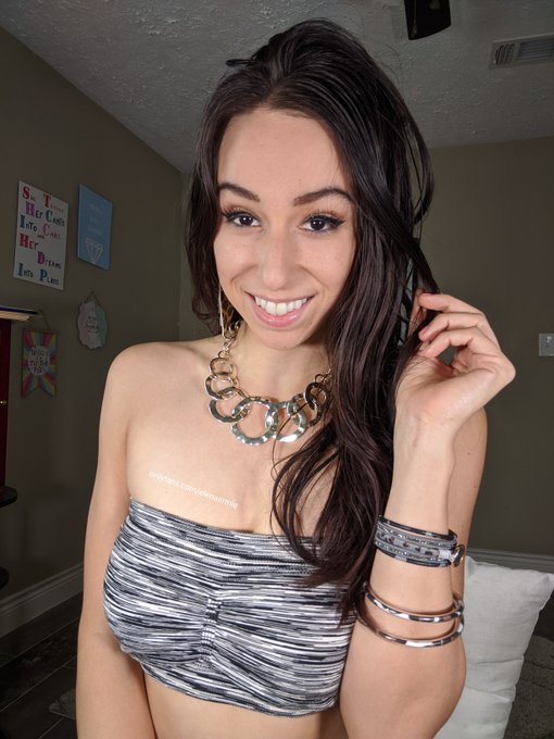 New photo set up at https://t.co/1iuoOkrBym https://t.co/jTkjTtoVer