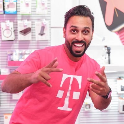 This #ThankfulThursday the #Iowinners salute <a href="/TMobile/">T-Mobile</a> NE Maryland DM <a href="/EhsanKamal10/">Ehsan Kamal</a> for being #ALLin ! <a href="/MikeSievert/">Mike Sievert</a> <a href="/RJGomezIII/">Rafael J. Gómez lll</a> <a href="/JonFreier/">Jon Freier</a> <a href="/pedrobyers1/">Pedro Byers</a> <a href="/wulfpack20/">Melissa Wulf</a> @_bersays <a href="/TChainzDC/">TChainz⛓</a> #FirstAndFast #5GForAll #WIN #CentralThanks