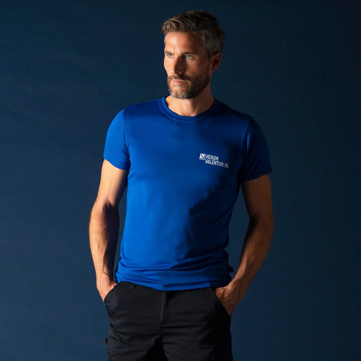 ☀️ Laat jouw personeel er fris bij lopen deze zomer! Wij hebben daarvoor de juiste kledingstukken in ons assortiment. Het T-shirt CoolDry Bamboe bijvoorbeeld. De bamboe-vezels hebben een open structuur en zijn in staat om zweet vier keer sneller op te nemen dan puur katoen!
