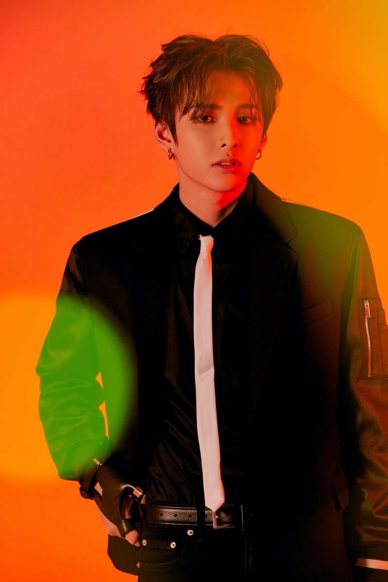 DIA_CRUNCH's tweet photo. D-CRUNCH 4th Mini Album

[ DAYDREAM ]
Concept Photo
_ Chapter 2. NIGHTMARE

#DYLAN #HYUNHO
#CHANYOUNG #HYUNOH

2021. 04. 06 18:00(KST)

-
-
#D_CRUNCH #디크런치
#4th_Mini_Album
#DAYDREAM #NIGHTMARE https://t.co/RHK9f7oWTn