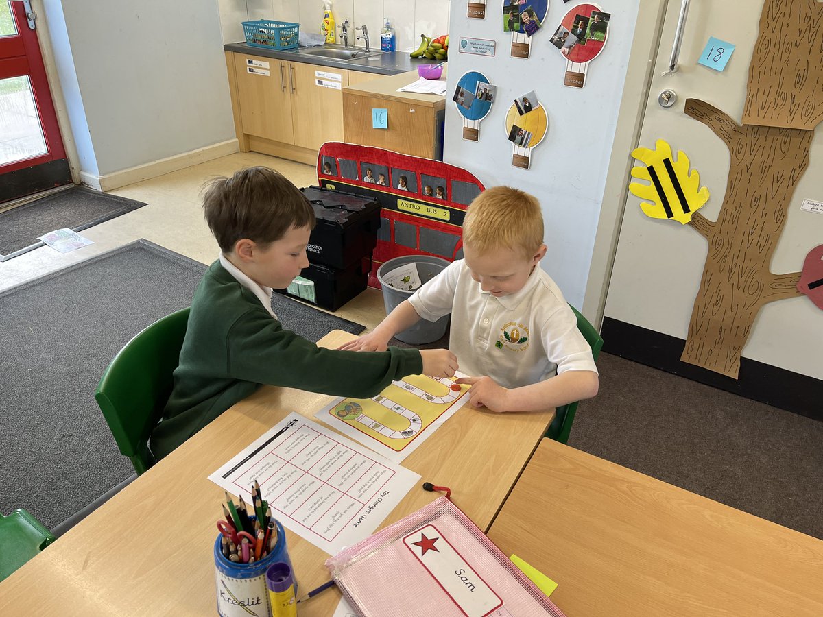 antrobus_st's tweet photo. Playing a board game and learning how toys have changed over time 🎲 #class2 #changesinlivingmemory #ks1history https://t.co/fWMZ2K0zAJ