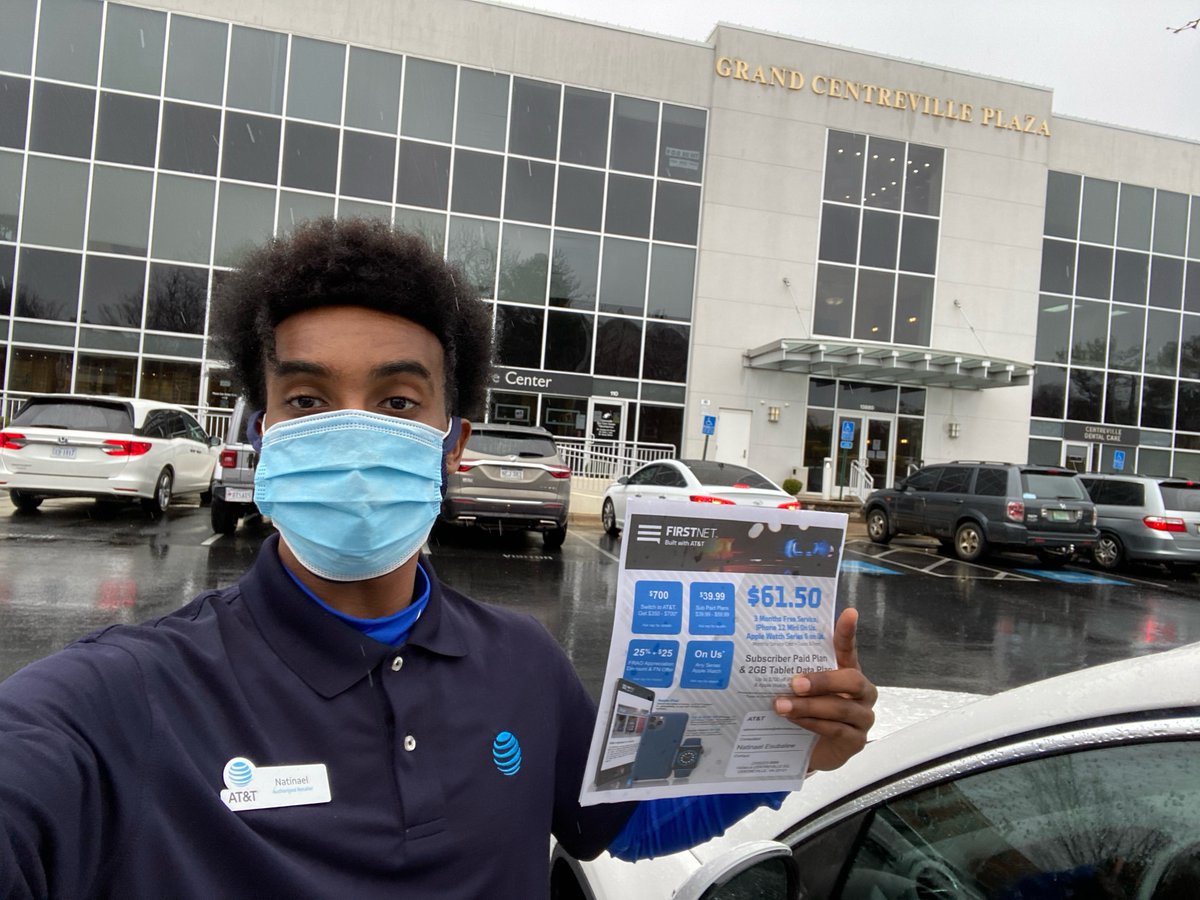 Natinael reaching out to our local Primary Extended &amp; small healthcare workers to ensure they know about the many savings they can take advantage of during our #FirstNetIgnite Weekend. <a href="/VMoncada_/">Vanessa Moncada</a> <a href="/relayrichard/">Richard Totten</a> @ATTPortablesEVD <a href="/JakeAraghi/">Jake Araghi</a>