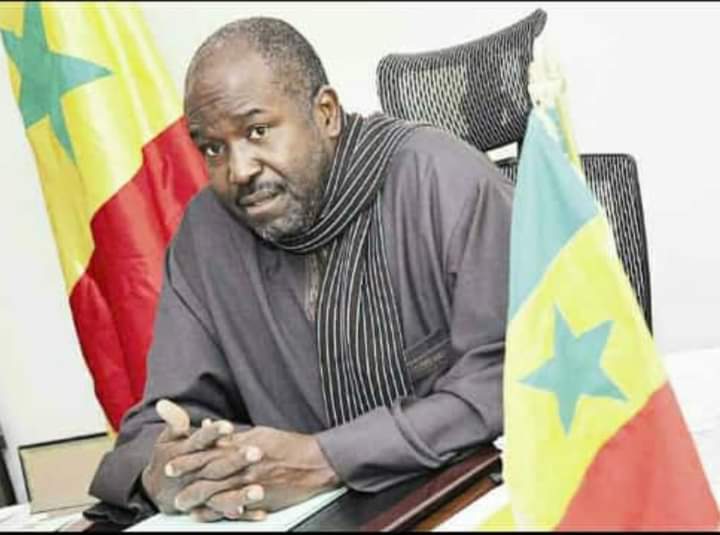 SoldarouGalass's tweet photo. son excellence serigne abdou lahad mbacke fallilou ambassadeur sortant du Sénégal au Koweït yalla na yàlla sammu ko te yaggal ko fi https://t.co/Wz2PycX5iK