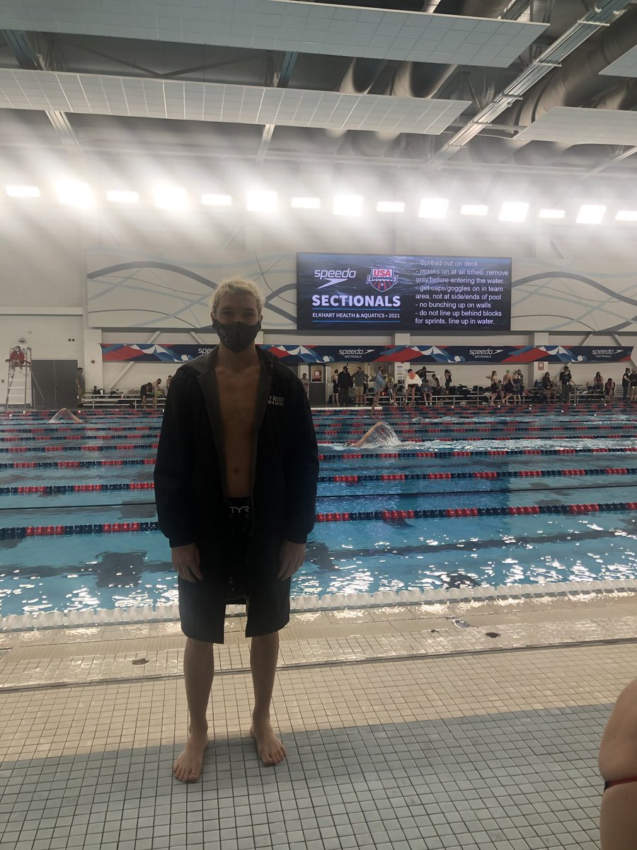 Good luck to Aidan Carter swimming at Speedo Sectionals this week in Elkhart, Indiana! 💪🏊🏻‍♂️
