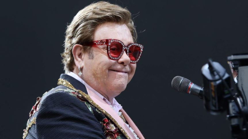 HAPPY BIRTHDAY, ELTON JOHN! The icon is 74 years old today and he\s still rockin\ - 