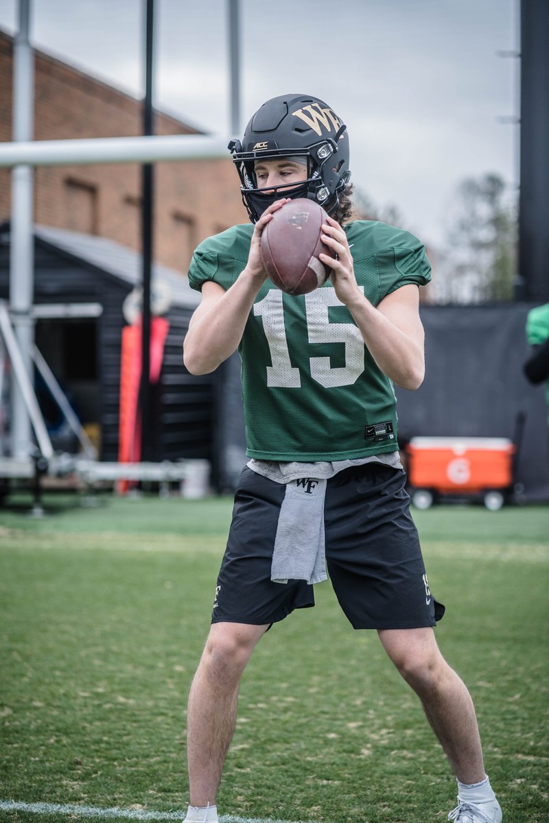 Les_Johns's tweet photo. Couple shots of Wake Forest redshirt freshman quarterback Michael Kern from an early spring camp practice. https://t.co/X5BSqyj5c1