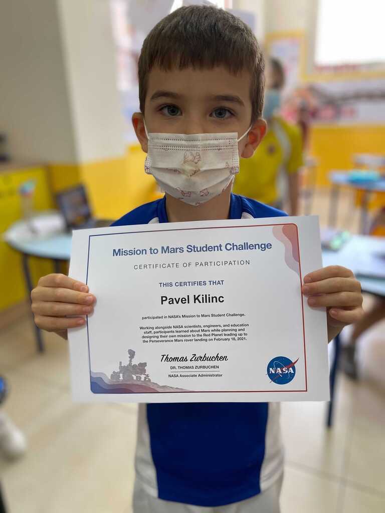 VHPrimary's tweet photo. After a very busy term of Mars exploration Year 2 earned their well  deservedNASA Mission to Mars student challenge certificates 🚀 
#missiontomarsstudentchallenge https://t.co/6RX0uGnLhb