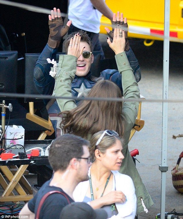 have y’all praised lizzie and chris today??