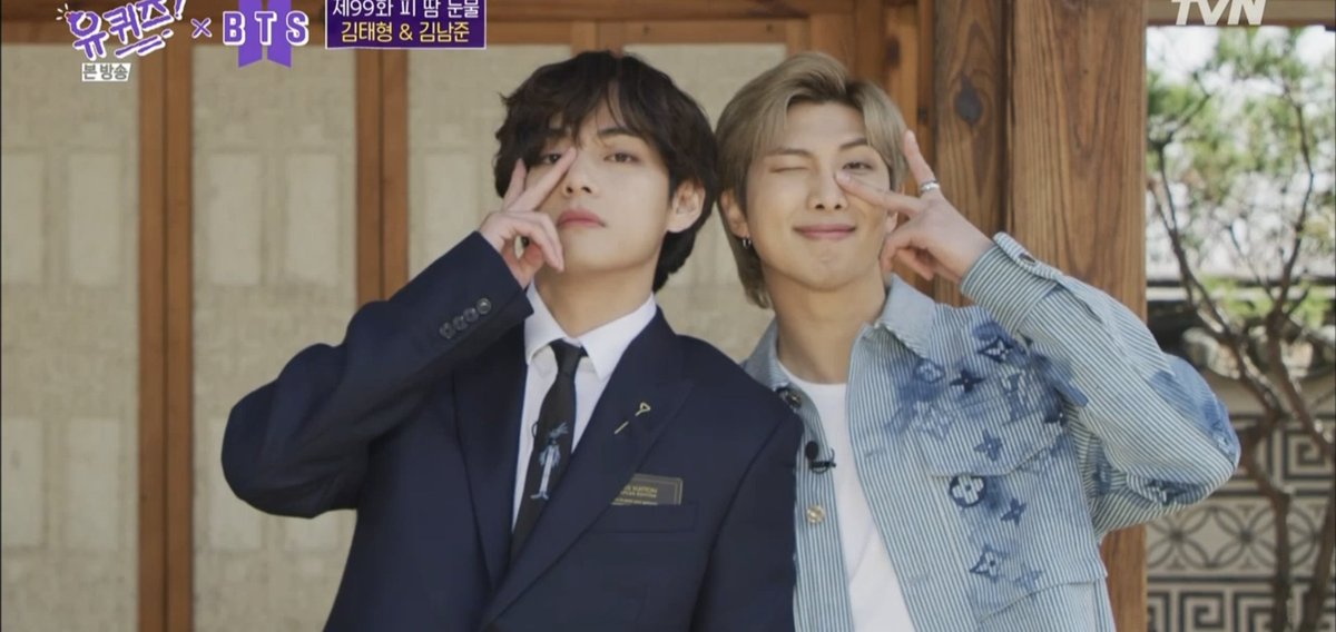 rhdalswl's tweet photo. 항상 덕질을 하며 느끼지만...
방탄소년단은 노력..피 땀 눈물...
그말이 정확한거 같다
모든 아이돌들이 똑같은 출발선에서 출발해서 다 같은 노력을 한다고 하지만...
정말..아무것도 없이 회사가 망해가던시기에 딛고 일어나 길거리에서 팬미팅 하던 그때가..떠오른다
#bts #방탄소년단 
@BTS_twt https://t.co/P2cImkWLnM