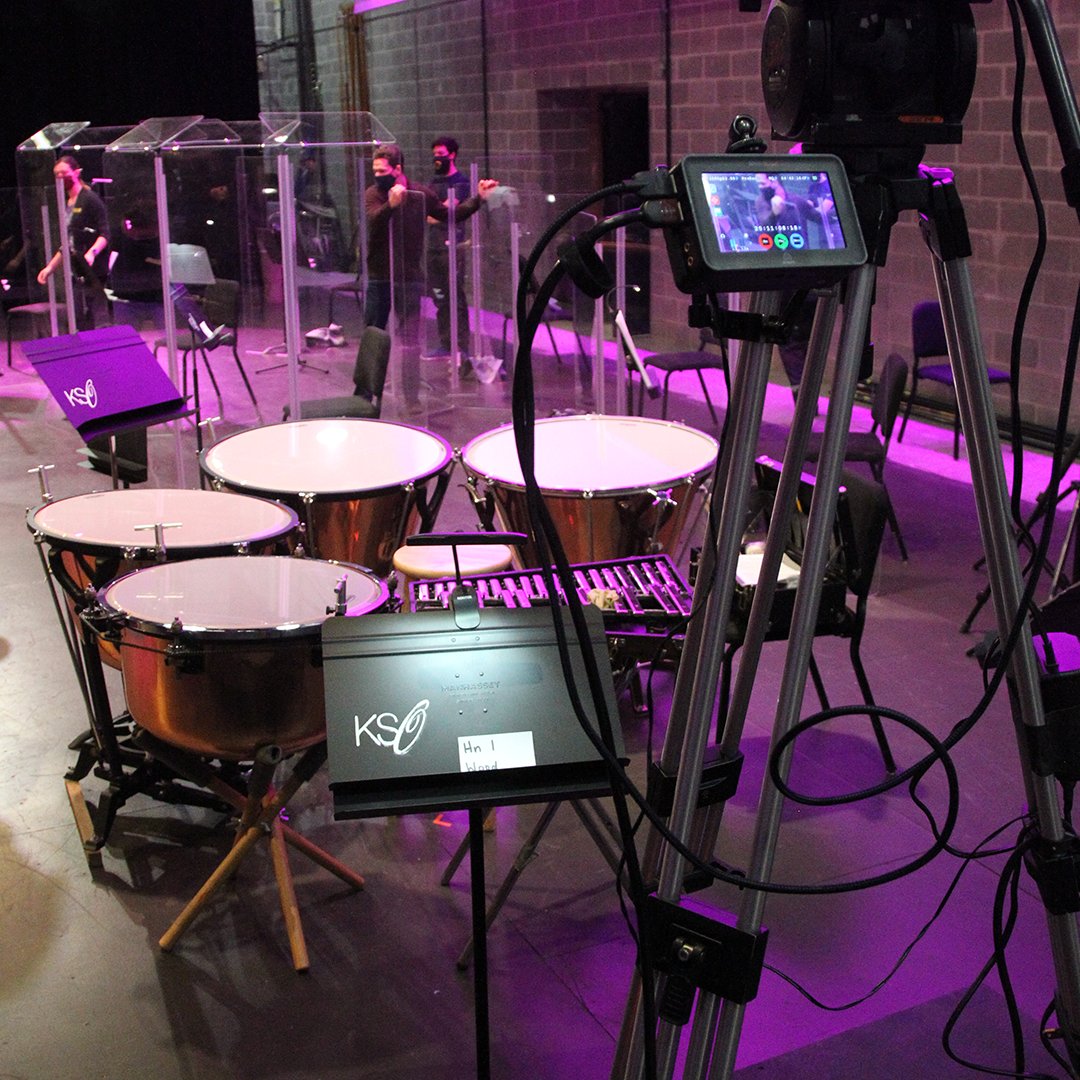 We're ready to premiere our March Final Fridays Digital Concert Hall performance! Tomorrow, March 26, 7 p.m. online. Your ticket gives you a full month of on-demand viewing boxoffice.kalamazoosymphony.com/20412?promo=43…

📷 Podium: Video capture Overneath Creative
📷 Instruments: John Lacko Photography