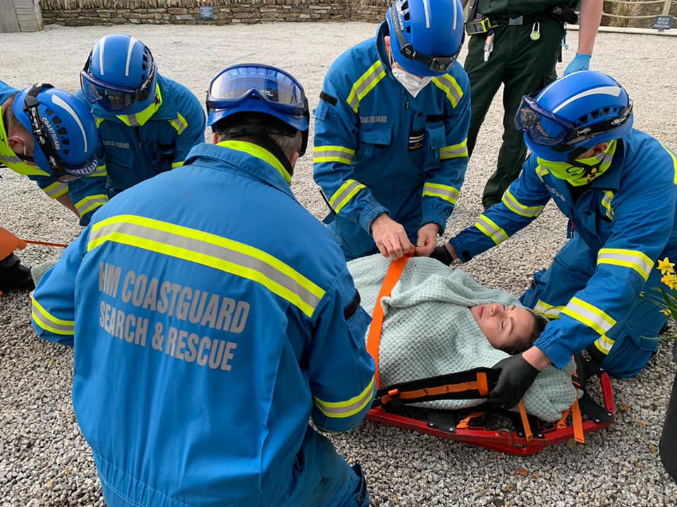DaleCoastguard's tweet image. RT HMCoastguard: Remember, it could easily happen to you #BeCoastSafe
 
Cornwall resident Charlotte Thomson recalls how a routine afternoon at her home at the coast 🌊 turned into a day she'll never forget.
 
Full story: bit.ly/2P7GTaL
 
#999Coa…
