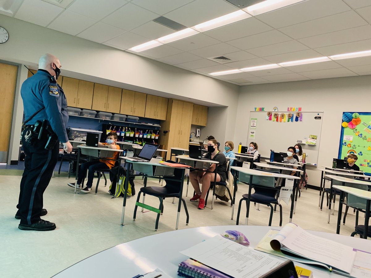 D.A.R.E. Lessons with Officer Bill! 👮‍♂️🚔🦅