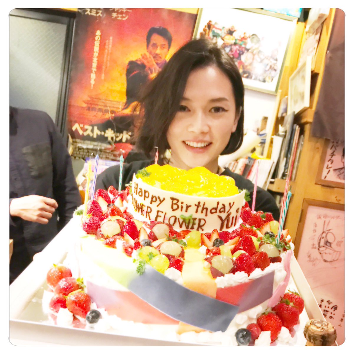 yuiさんお誕生日おめでとうございます！ #YUI #フラフラ