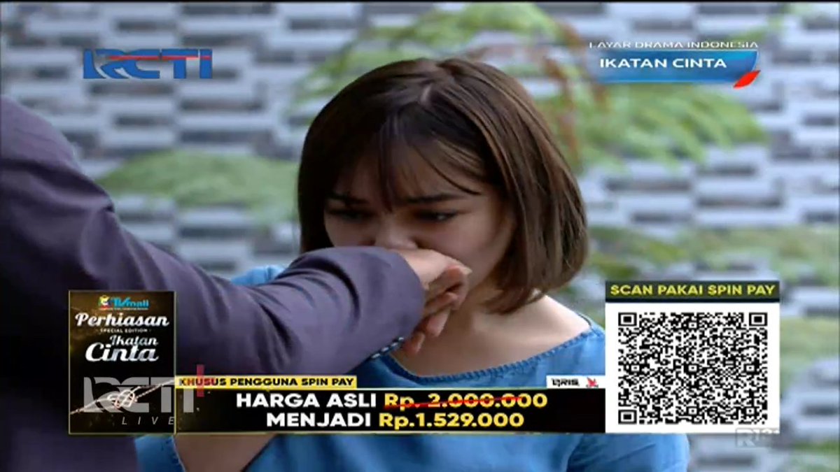 im__naash's tweet photo. "I love you too, Andini Karisma Putri. Semangat ya." -Aldebaran

Yg dielus pipinya Andin, knp pipi gue yg panas astagfirullah:(((((
UDH PIPI GUE YG PANAS, JANTUNG GUE TAWURAN, SESAK NAPASSSS. PUAS KALIAN BERDUAAAAA😭😭😭
#IkatanCintaEp216 https://t.co/u9x24tzFaa