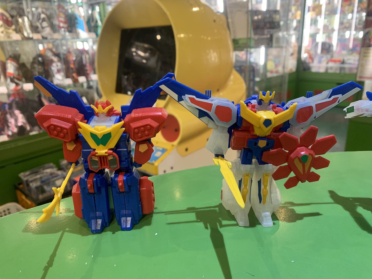 カバヤ 熱血最強ゴウザウラー ガム キングゴウザウラー 組済み 投下